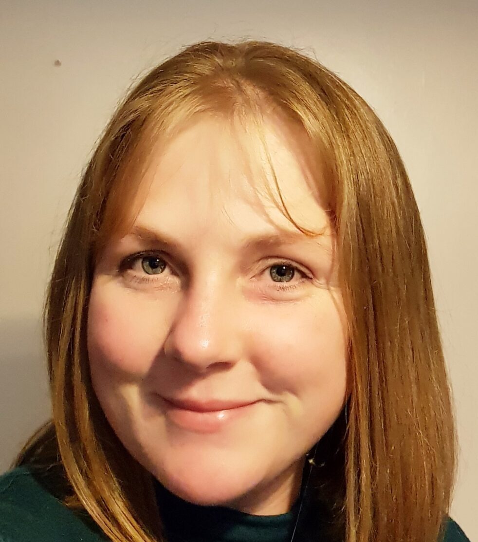 HEAD Laurie Knight